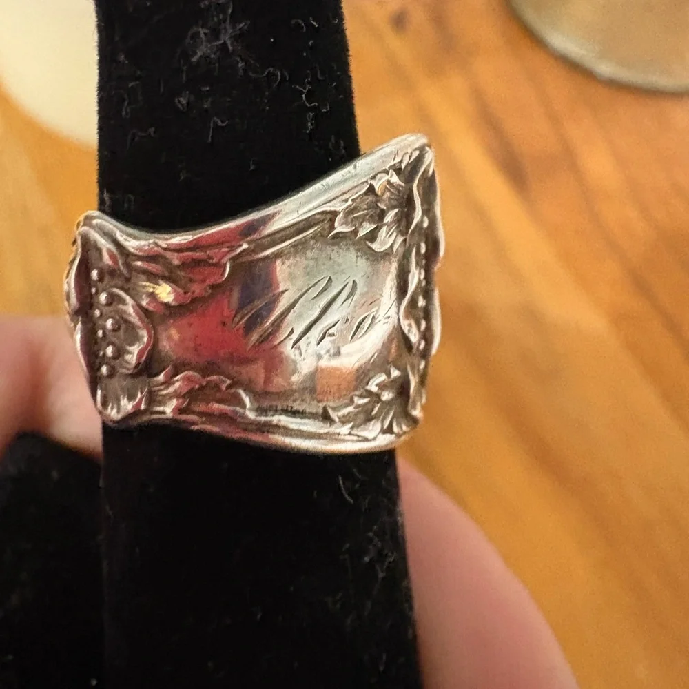 Sterling Silver Vintage Spoon Ring size 5 - Picture 4 of 15